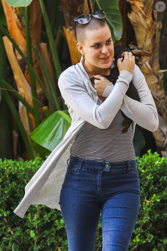 Tallulah Willis lors d'une virée déjeuner au Sunset Towers hotel de Los Angeles, le 23 novembre 2014.