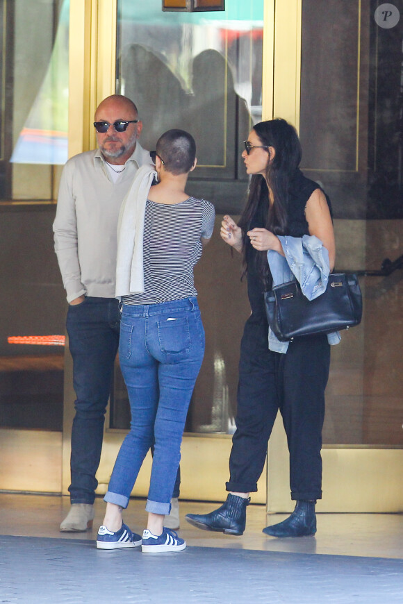Tallulah Willis et sa mère Demi Moore lors d'une virée déjeuner au Sunset Towers hotel de Los Angeles, le 23 novembre 2014.