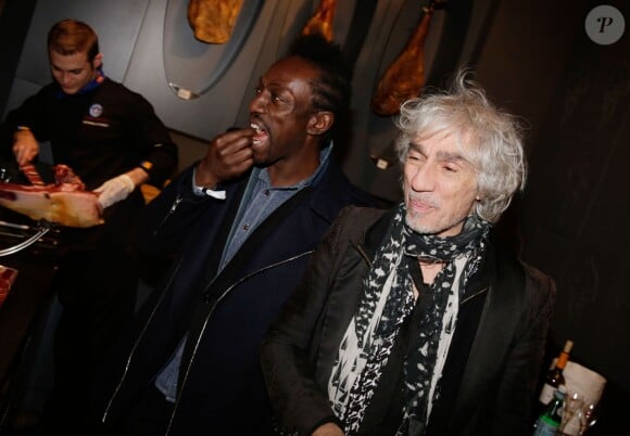Marco Prince et Louis Bertignac lors de la soirée du guide Fooding au passage des Panoramas à Paris le 24 novembre 2014