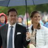 La princesse Madeleine et Chris O'Neill se sont fait tremper lors de l'anniversaire de la princesse Victoria de Suède à Borgholm le 14 juillet 2014
