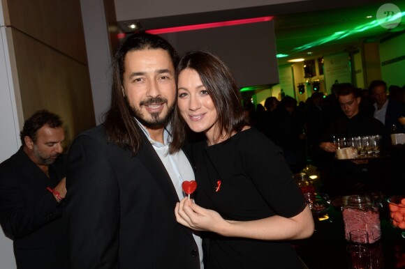 Moundir et son épouse Inès - soirée pour l'opération Coiffeurs contre le sida dans le cadre de la Journée mondiale contre le sida à l'Académie L'Oréal Produits Professionnels à Paris, le 1er décembre 2014.