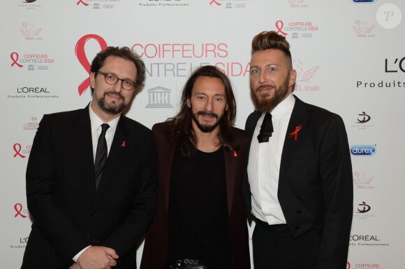 Vincent Mercier, DG France de L'Oréal Produits Professionnels, bob sinclar et Jérôme Guézou - soirée pour l'opération Coiffeurs contre le sida dans le cadre de la Journée mondiale contre le sida à l'Académie L'Oréal Produits Professionnels à Paris, le 1er décembre 2014.