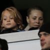 Helena Seger, avec ses enfants Maximilian et Vincent lors du match entre le PSG et le FC Nantes au Parc des Princes à Paris le 6 décembre 2014