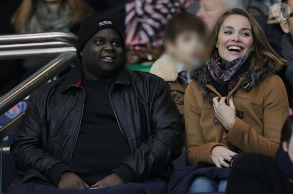 Joy Esther et Issa Doumbia lors du match entre le PSG et Nantes le 6 décembre au Parc des Princes à Paris