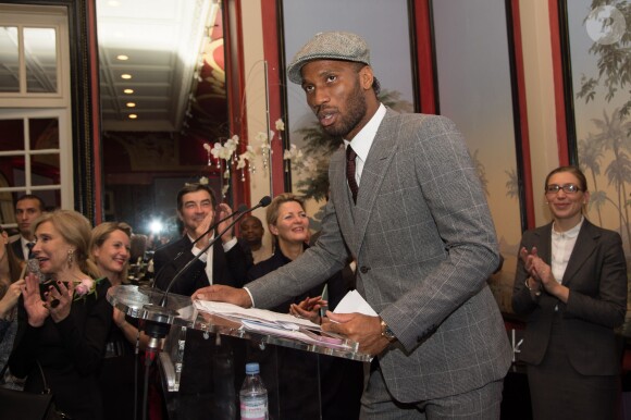 Didier Drogba - Soirée de remise des "Prix de la Femme d'Influence 2014" à l'hôtel du Louvre à Paris le 8 décembre 2014.