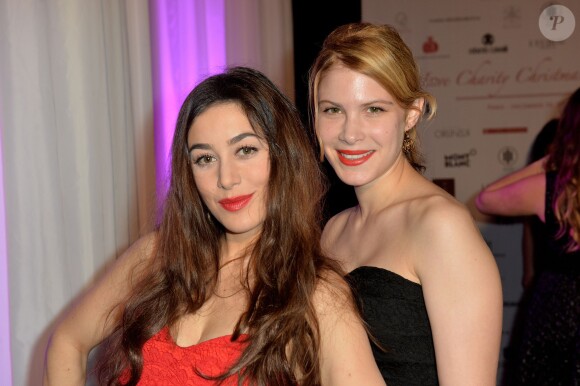 Fanny Valette et Hande Kodja lors du dîner de gala "Love Charity Christmas Dinner" organisé par l'association "Lyubov" au profit des enfants de Donetsk à la Maison Blanche à Paris, le 10 décembre 2014.