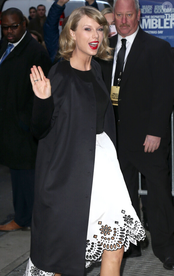 Taylor Swift arrive au déjeuner Billboard Women In Music à New York, le 12 décembre 2014