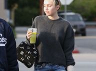 Miley Cyrus : Sortie de l'hôpital elle arbore un gros bandage au bras gauche