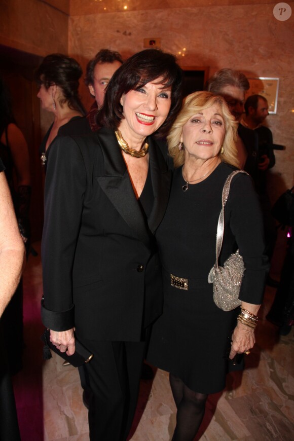 Denise Fabre et Nicoletta - 38ème édition de la cérémonie des Best au Salon Hoche à Paris le 15 décembre 2014. 'The Best Awards 2014'
