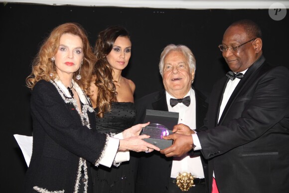 Cyrielle Claire, guest, Massimo Gargia, guest - 38ème édition de la cérémonie des Best au Salon Hoche à Paris le 15 décembre 2014. 'The Best Awards 2014'