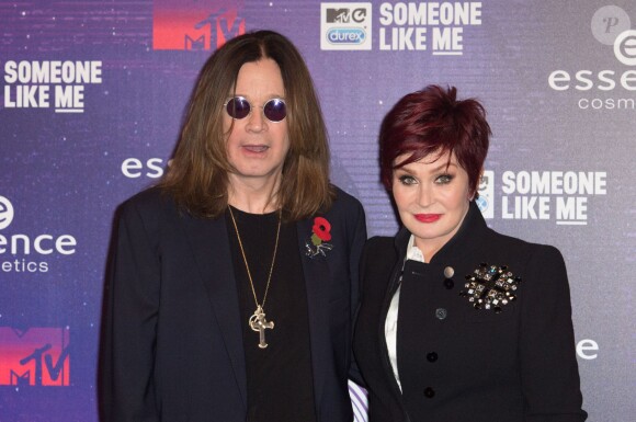 Ozzy Osbourne et Sharon Osbourne arrivent aux MTV Europe Music Awards 2014 à "The Hydro" le 9 Novembre 2014 