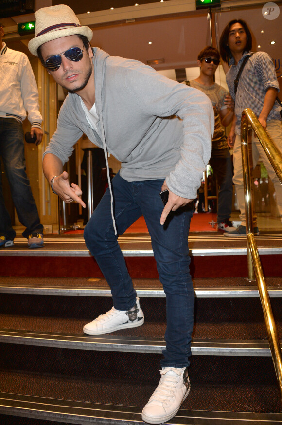 Exclusif - Kev Adams sur la terrasse du Publicis lors du 3ème Champs-Elysées Film Festival à Paris, le 13 juin 2014. 
