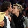 Ryan Sweeting (left) and Kaley Cuoco kiss during a NBA between the San Antonio Spurs and the Los Angeles Lakers at Staples Center in Los Angeles, CA, USA on November 14, 2014. Photo by USA TODAY Sports/ddp USA/ABACAPRESS.COM16/11/2014 - Los Angeles