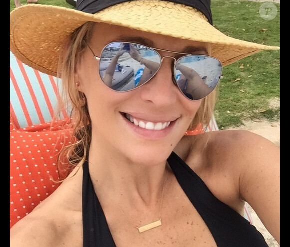 Molly Sims partage ses photos de vacances aux Bahamas sur le réseau social Instagram, le 29 décembre dernier.
 