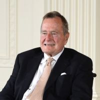 George Bush père, hospitalisé : L'ancien président est rentré chez lui