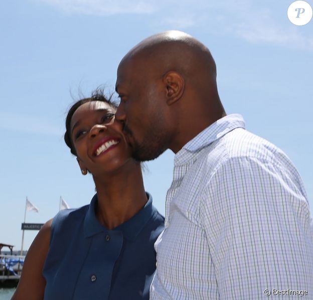 Harry Roselmack Et Ses Enfants Je Les Accompagne Sur Les Chemins De La Vie Purepeople