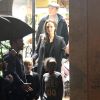 Angelina Jolie fait du shopping avec ses enfants. On la voit avec Zahara et Shiloh le 7 janvier 2015 à Rome