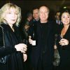 Georges Wolinski, son épouse Maryse et leur fille Elsa lors de la générale de la pièce de théâtre Bob fosse le show au Châtelet à Paris le 15 janvier 2004