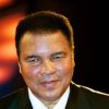 Mohamed Ali élu personnalité sportive de l'année à Londres, le 13 décembre 1999