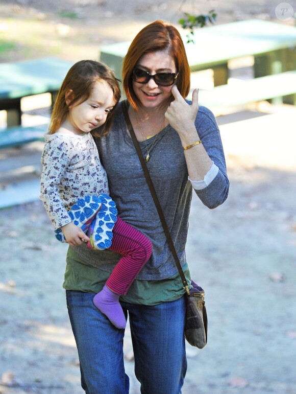 Alyson Hannigan et sa fille Keeva à Los Angeles dans un parc le 15 janvier 2015