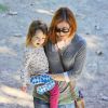 Alyson Hannigan et sa fille Keeva à Los Angeles dans un parc le 15 janvier 2015 