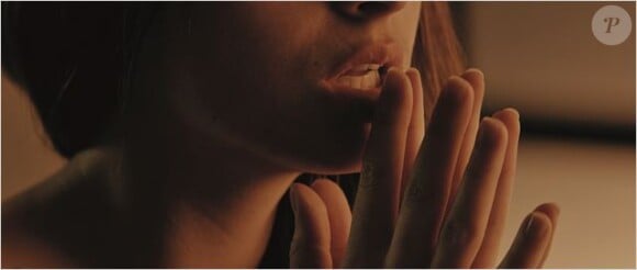 Dakota Johnson et ses lèvres dans Fifty Shades of Grey.