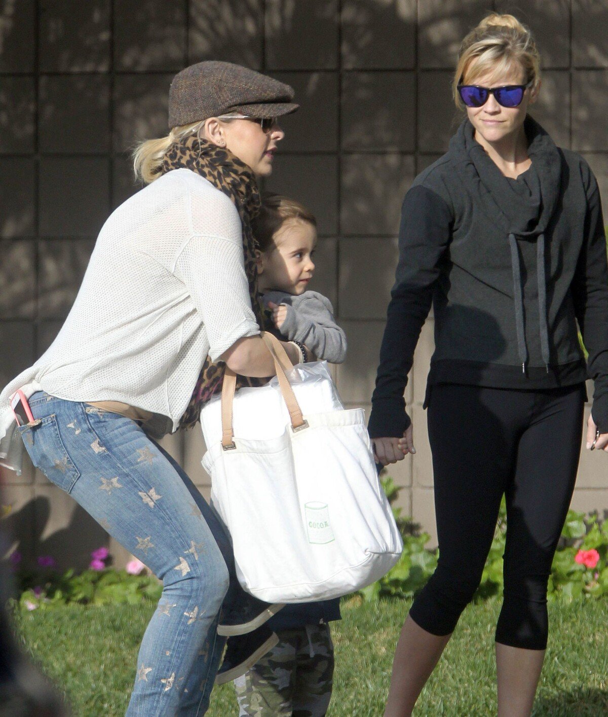 Vidéo Exclusif Sarah Michelle Gellar Et Son Fils Rocky Rencontrent