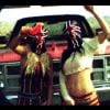 Charli XCX et Rita Ora dans leur clip Doing it : les deux bombes en cavale
