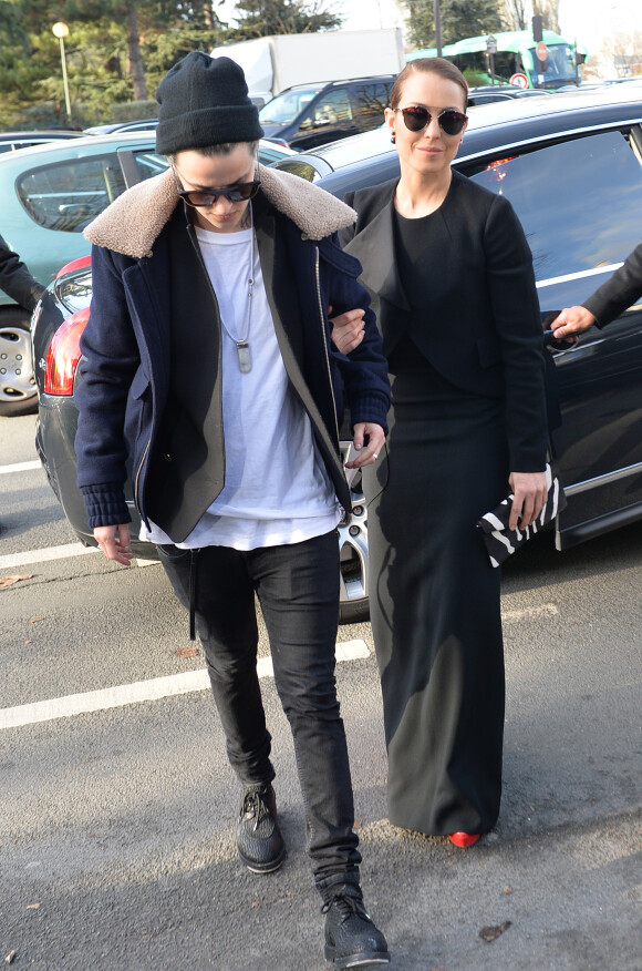 Noomi Rapace au défilé de mode hommes Dior collection prêt-à-porter Automne Hiver 2015/2016 au Tennis Club de Paris le 24 janvier 2015.
