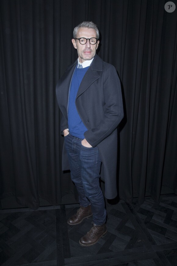Lambert Wilson au défilé de mode hommes Dior collection prêt-à-porter Automne Hiver 2015/2016 au Tennis Club de Paris le 24 janvier 2015.