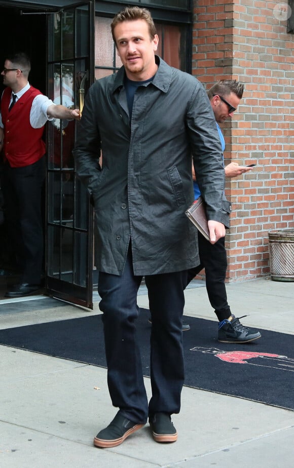 Jason Segel à la sortie du Bowery Hotel à New York, le 8 septembre 2014. 