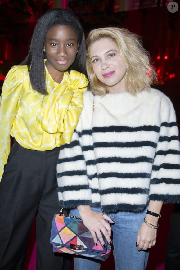 Karidja Touré et Camille Seydoux - People au défilé de mode Schiaparelli collection Haute Couture printemps-été 2015/2016 à Paris le 26 janvier 2015.