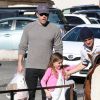 Ben Affleck se rend au Farmers Market avec ses enfants à Pacific Palisades, le 1er février 2015.