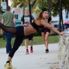 Jennifer Nicole Lee, la reine du fitness, profite de la belle journée à Miami pour s'entraîner, le 31 janvier 2015.