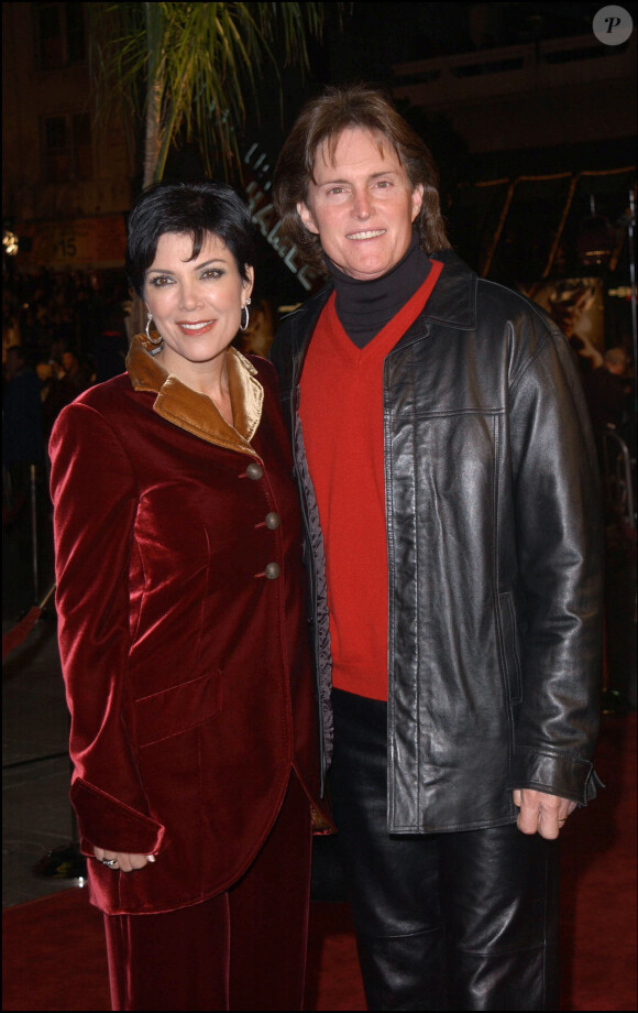 Bruce Jenner et son épouse Kris au Chinese Theater de Hollywood, le 12 décembre 2001