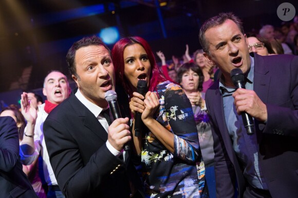 Exclusif - Arthur Essebag, Shy'm et Christophe Dechavanne - Backstage lors de l'enregistrement de l'émission "Alors on chante" au palais des sports à Paris, diffusée le 28 novembre 2014.