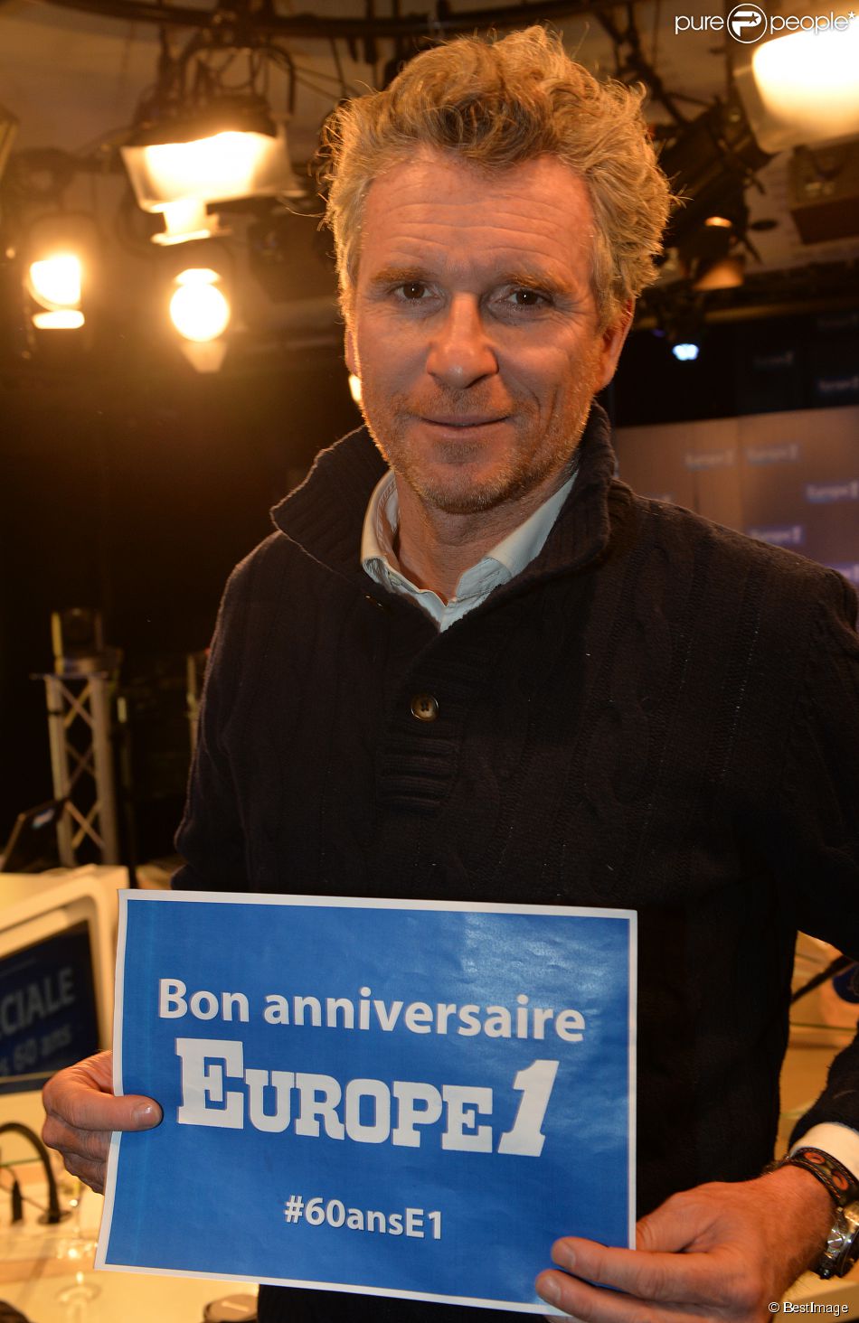 Exclusif - Denis Brogniart participe à la journée spéciale des 60 ans de la radio Europe 1 à Paris, le 4 février 2015.