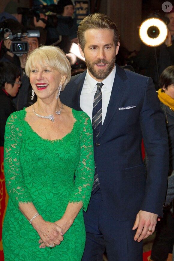 Helen Mirren et Ryan Reynolds lors de l'avant-première du film Woman in Gold le 9 février 2015, dans le cadre du festival du film de Berlin, la Berlinale