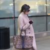 Victoria Beckham arrive à l'aéroport JFK de New York, le 9 février 2015.