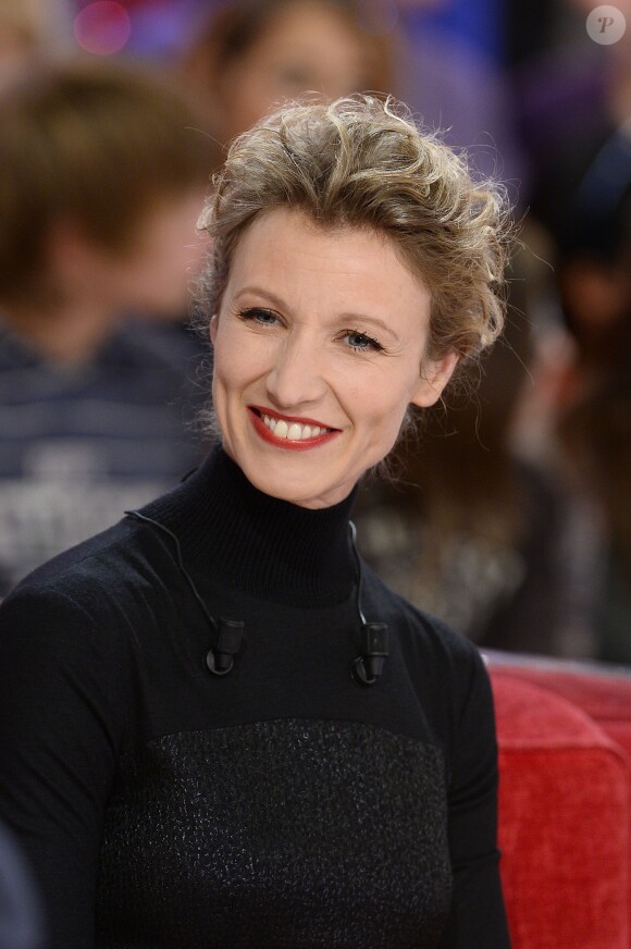 Alexandra Lamy - Enregistrement de l'émission "Vivement Dimanche" à Paris le 11 Fevrier 2015. L'émission sera diffusée le 15 Fevrier.