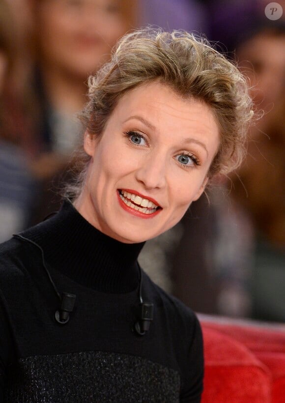 Alexandra Lamy - Enregistrement de l'émission "Vivement Dimanche" à Paris le 11 Fevrier 2015. L'émission sera diffusée le 15 Fevrier.