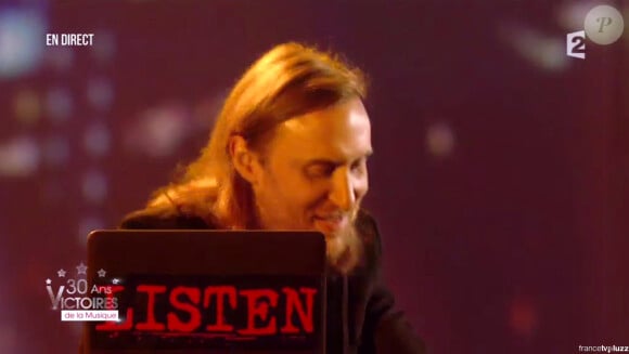 David Guetta aux 30e Victoires de la musique, au Zénith de Paris, le 13 février 2015.