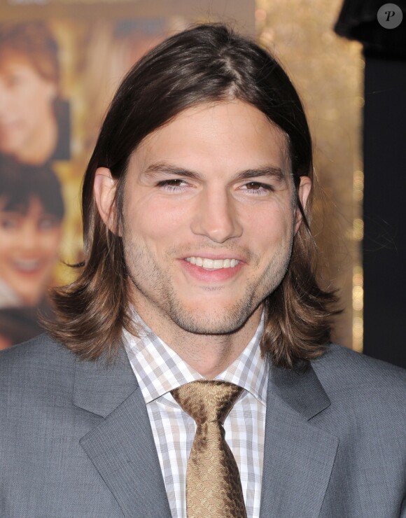 Ashton Kutcher à Los Angeles, le 5 décembre 2011.