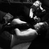 Jessica Simpson et son mari Eric Johnson, sexy, ont fait un shooting ambiance 50 Shades of Grey pour la Saint-Valentin 2015... Photo Instagram.