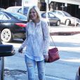  Exclusif - Tori Spelling va déjeuner avec un ami à West Hollywood, le 13 février 2015.  