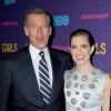 Allison Williams avec ses parents, Brian et Jane Williams, et son frère Douglas à l'avant-première de la saison 3 de "Girls" à New York, le 5 janvier 2015.