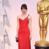 Dakota Johnson (en Saint Laurent) - 87e cérémonie des Oscars à Hollywood, le 22 février 2015.