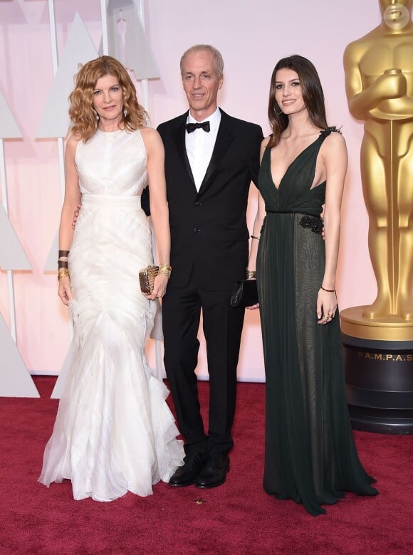 Rene Russo et Dan Gilroy avec leur fille Rose - 87e cérémonie des Oscars à Hollywood, le 22 février 2015.