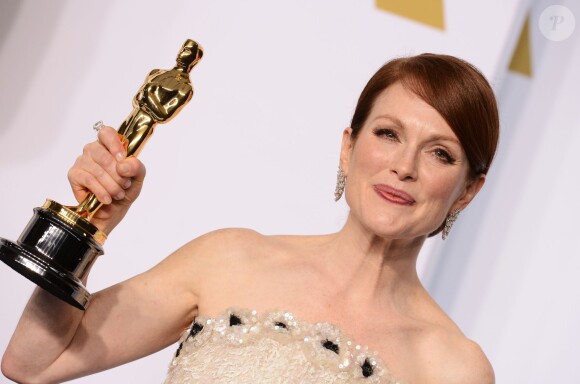Julianne Moore -  Press Room lors de la 87e cérémonie des Oscars à Hollywood, le 22 février 2015.