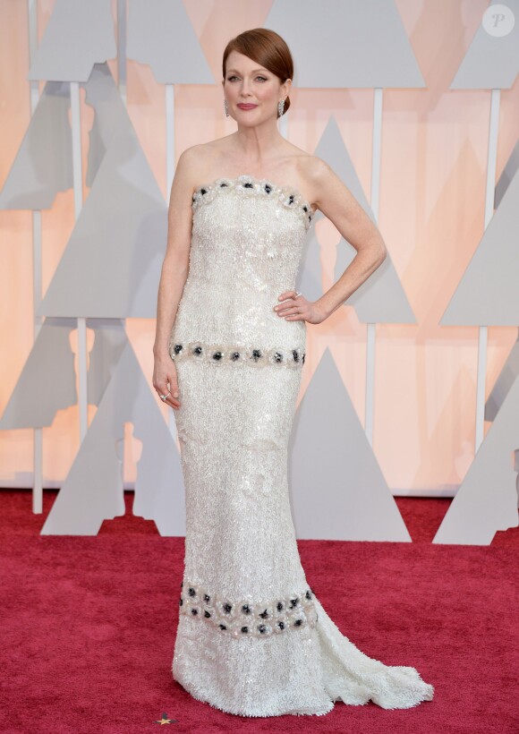 Julianne Moore (en Chanel) lors de la 87e cérémonie des Oscars à Hollywood, le 22 février 2015.
